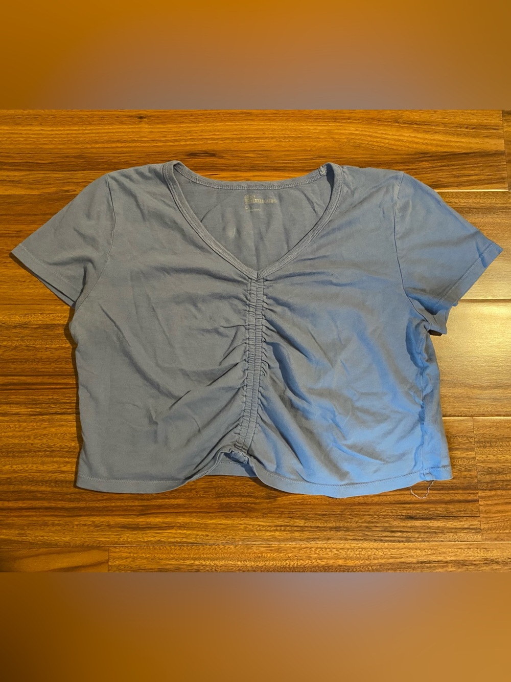 The Commons Girls Large light blue, v-neck cropped t-shirt tee
